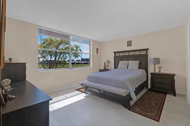  Unit 202 photo 15