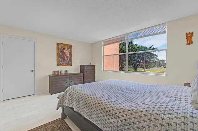  Unit 202 photo 17
