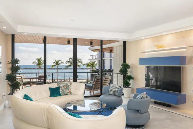 Singer Island Unit 202 photo 3