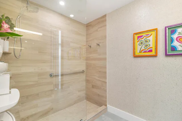 Singer Island Unit 202 photo 23