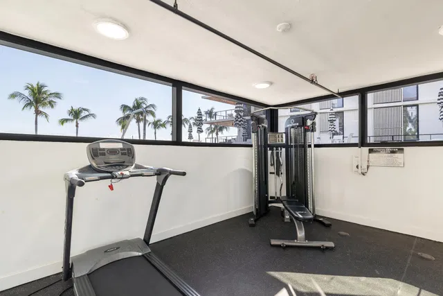 Singer Island Unit 202 photo 24