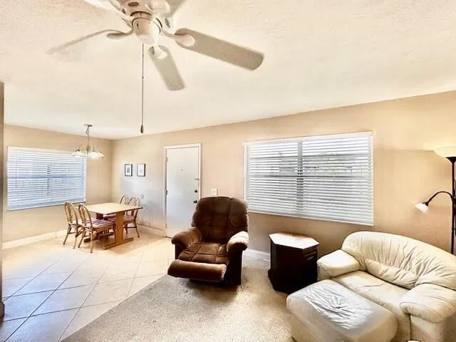 Residence photo 8