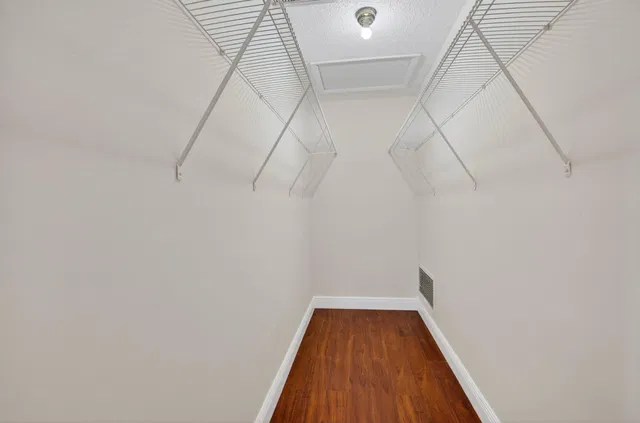  Residence photo 22