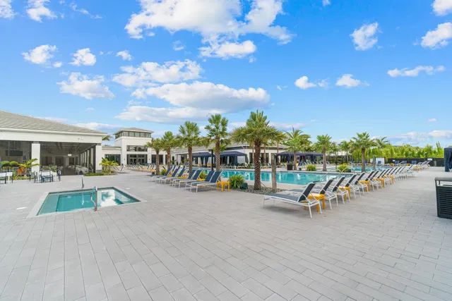 Boca Bridges Residence photo 37