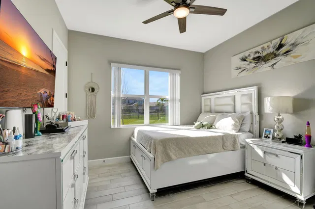 Residence photo 19