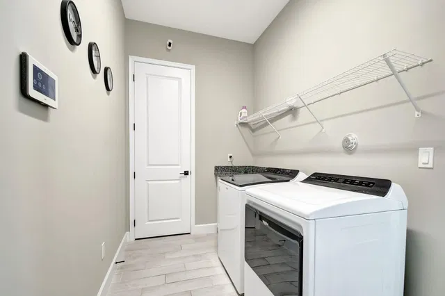 Residence photo 22