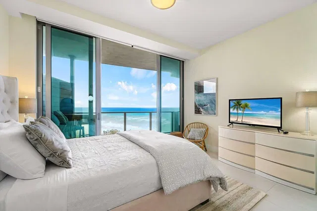 Amrit Ocean Resort & Residences Unit H1602 photo 23