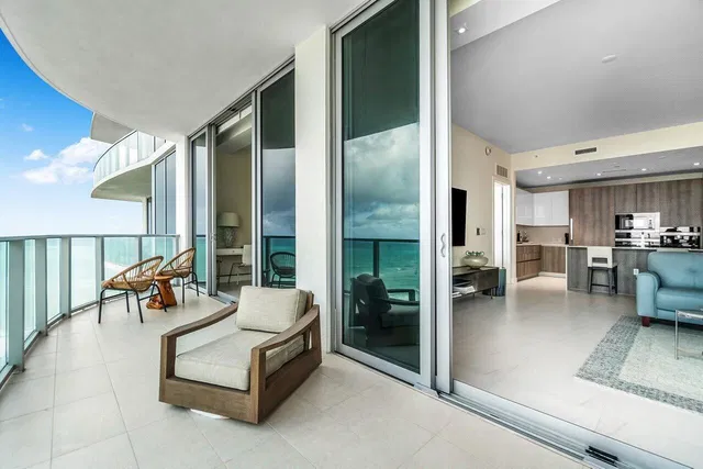 Amrit Ocean Resort & Residences Unit H1602 photo 29