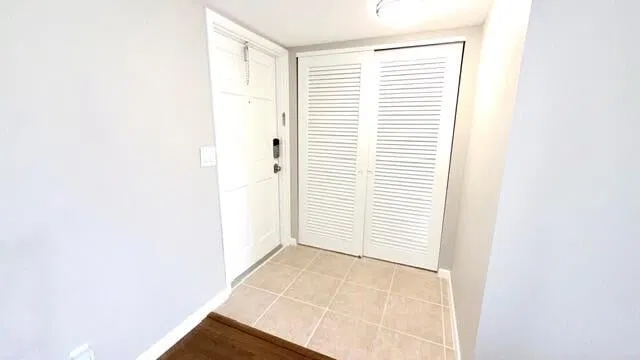 Unit 243 photo 5