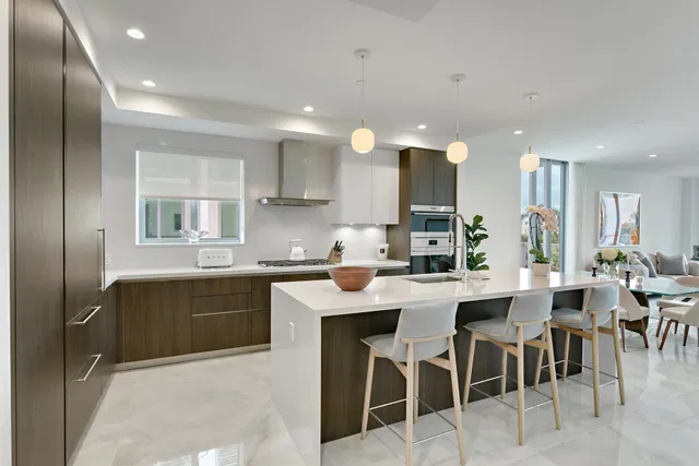 Royal Palm Residences Boca Raton Unit 403 photo 5