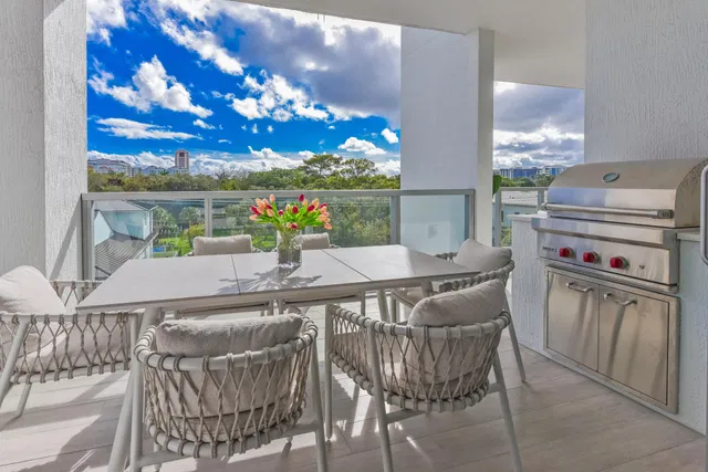 Royal Palm Residences Boca Raton Unit 403 photo 12