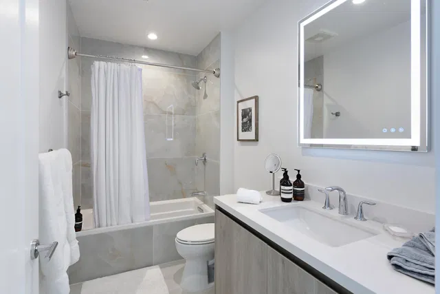 Royal Palm Residences Boca Raton Unit 403 photo 25