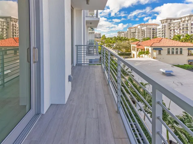 Royal Palm Residences Boca Raton Unit 403 photo 26