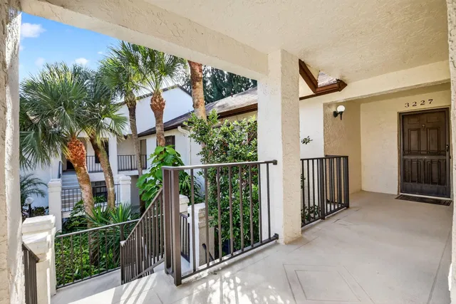 Residence photo 4