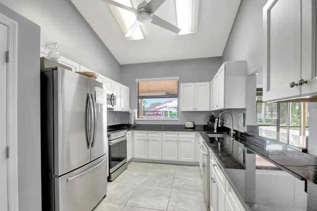 Residence photo 55
