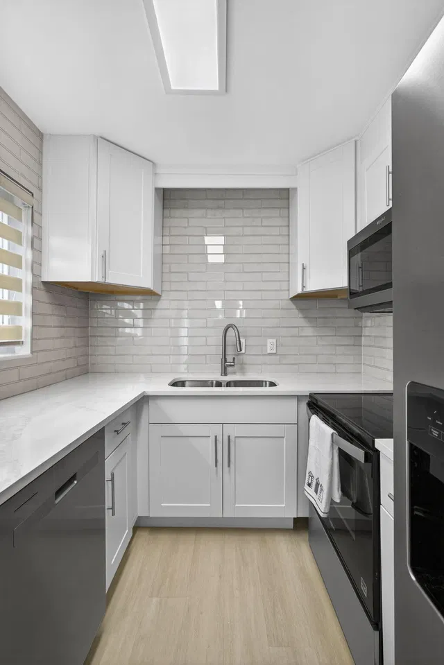  Residence photo 17