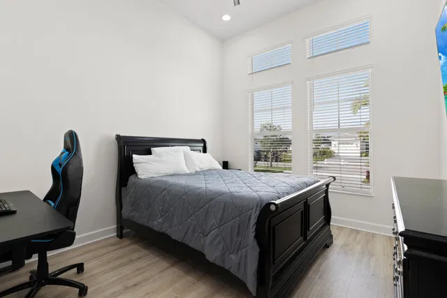 Residence photo 43