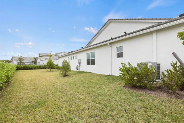 Residence photo 68