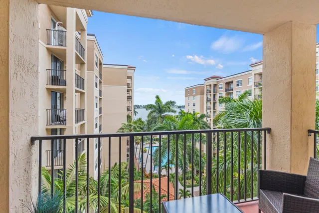 Flagler Pointe Unit 721 photo 2