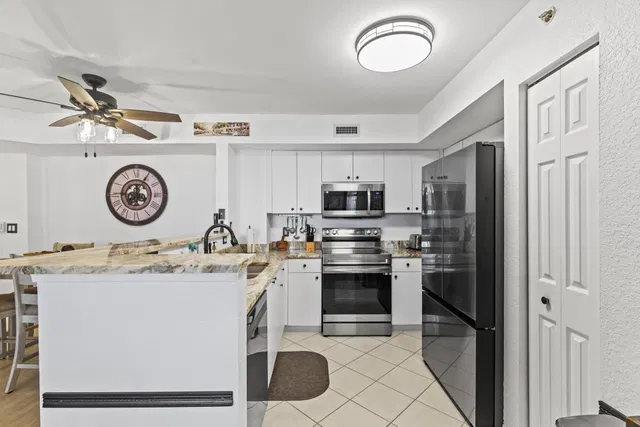 Flagler Pointe Unit 721 photo 9