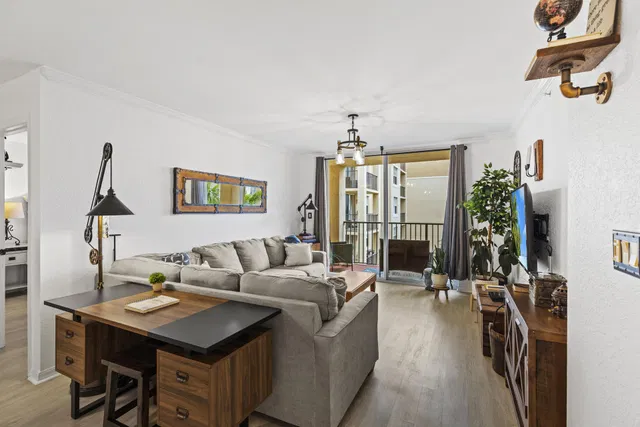 Flagler Pointe Unit 721 photo 10