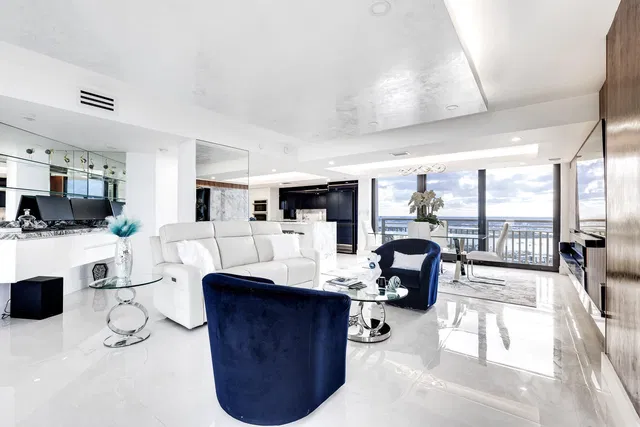 Tiara Singer Island Unit Ph-a photo 2
