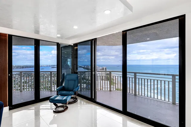Tiara Singer Island Unit Ph-a photo 12