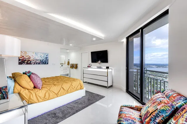 Tiara Singer Island Unit Ph-a photo 15