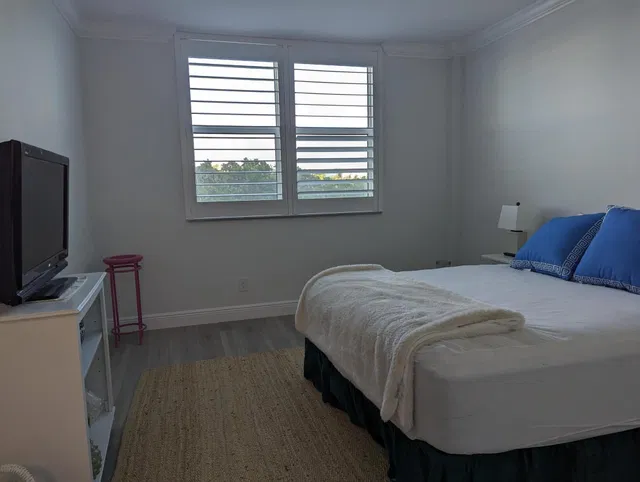 2840 S Ocean Palm Beach Unit 3230 photo 11