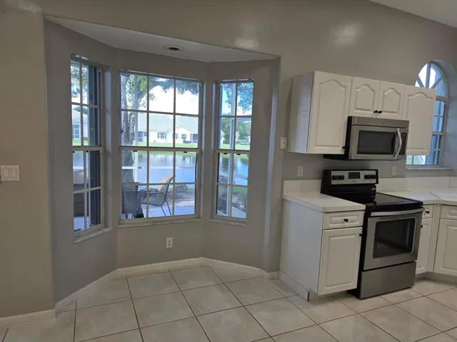 Residence photo 5