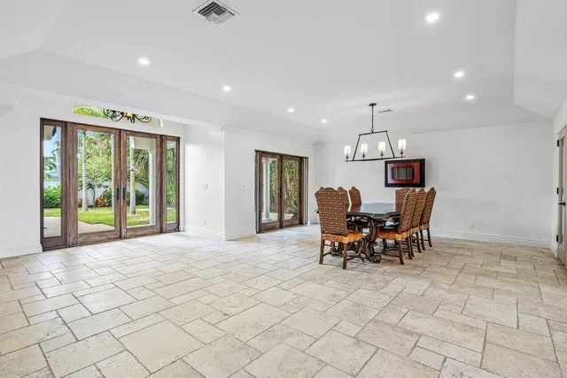 Residence photo 9