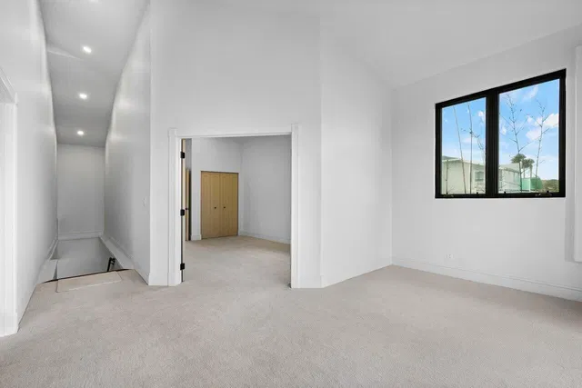 Residence photo 29