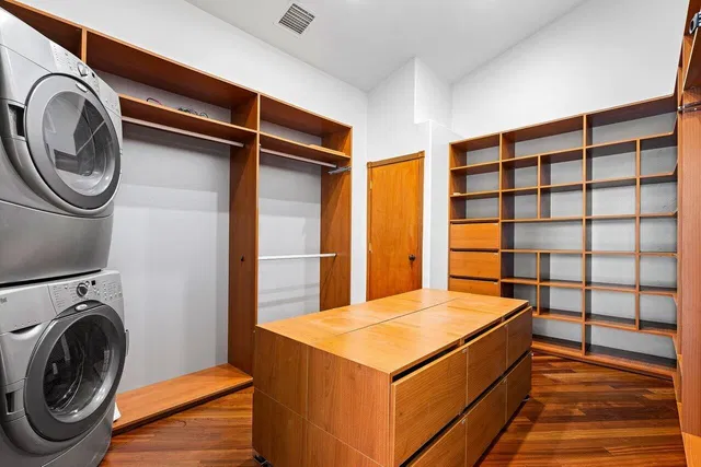 Residence photo 42