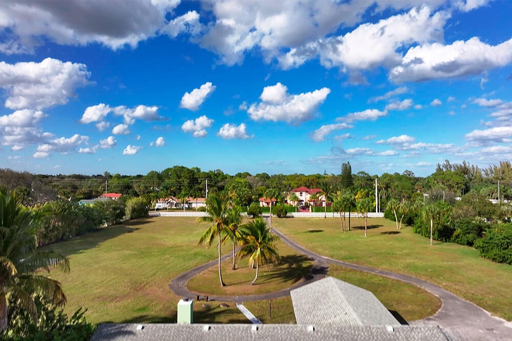 Residence photo 7