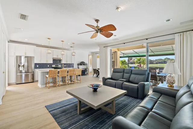 Island at Abacoa Residence photo 7