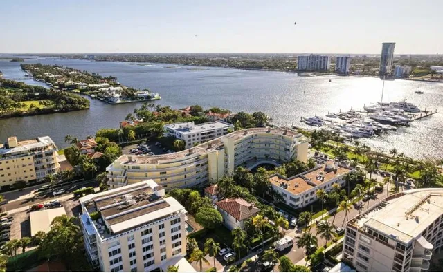 389 S Lake Drive #5d
