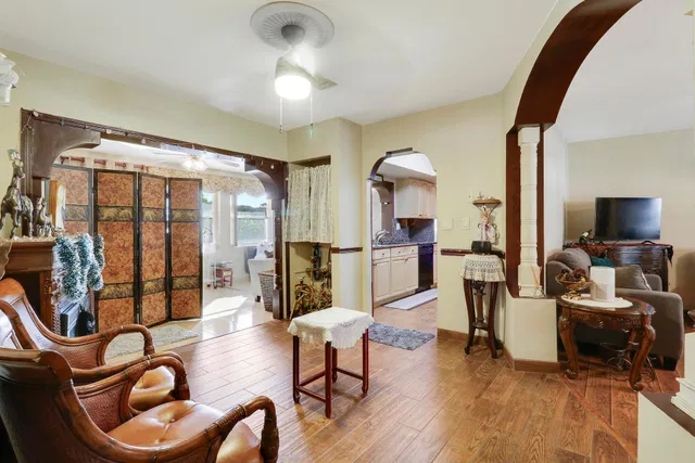 Residence photo 10