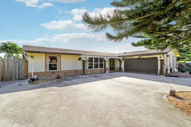 Residence photo 20
