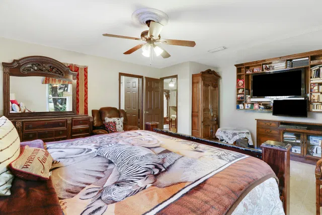 Residence photo 23