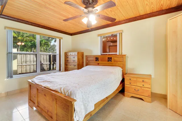 Residence photo 26