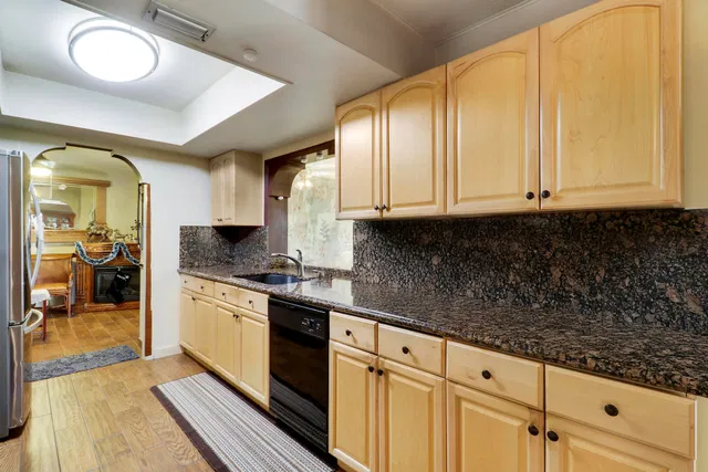 Residence photo 36