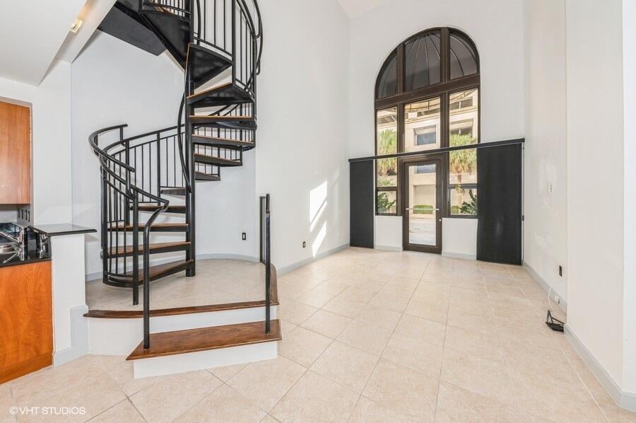 One City Plaza Unit 116 photo 8