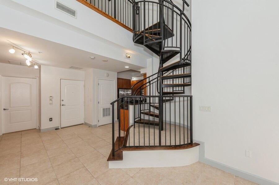 One City Plaza Unit 116 photo 11