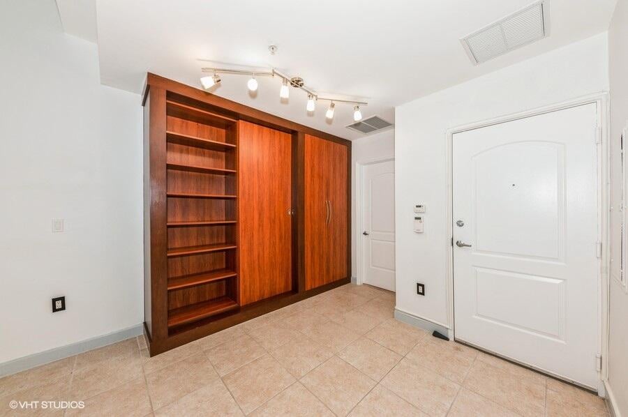 One City Plaza Unit 116 photo 12