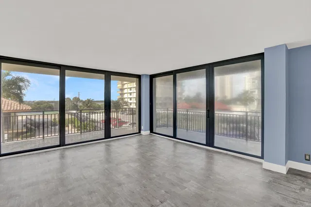Singer Island Unit 1d photo 21