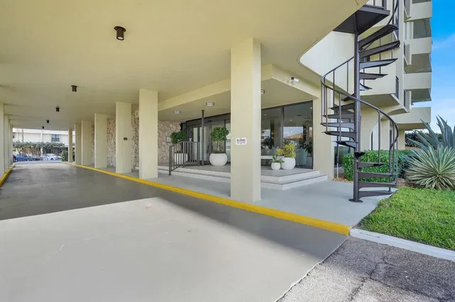 Singer Island Unit 1d photo 49