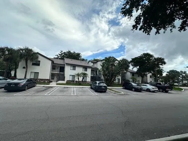 Residence photo 7