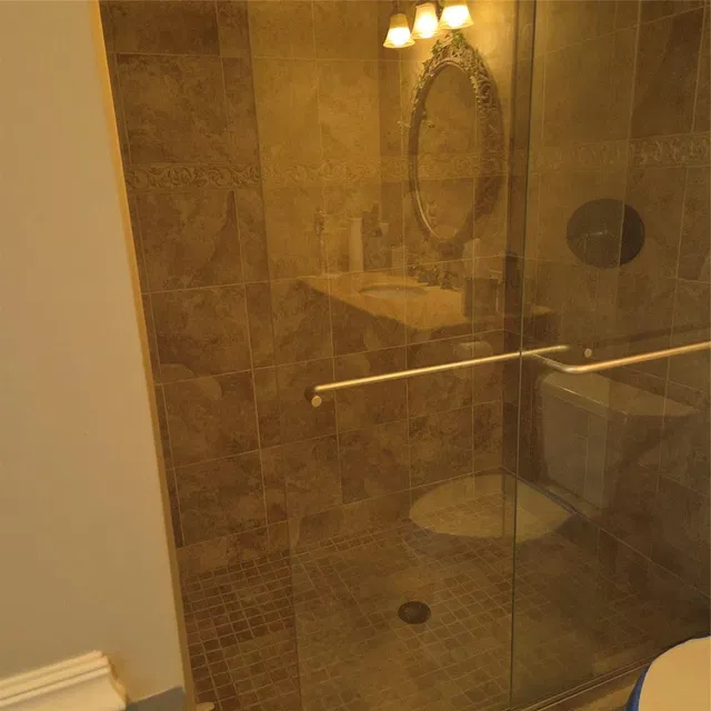  Unit B photo 18