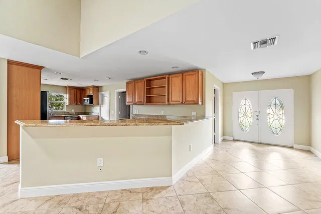 Residence photo 8