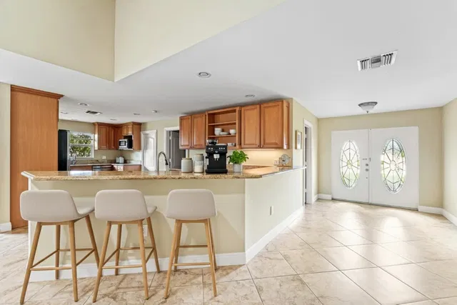 Residence photo 9